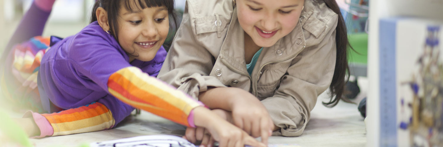 Easy Ways to Get Your Kids to Read More This Year Thumbnail